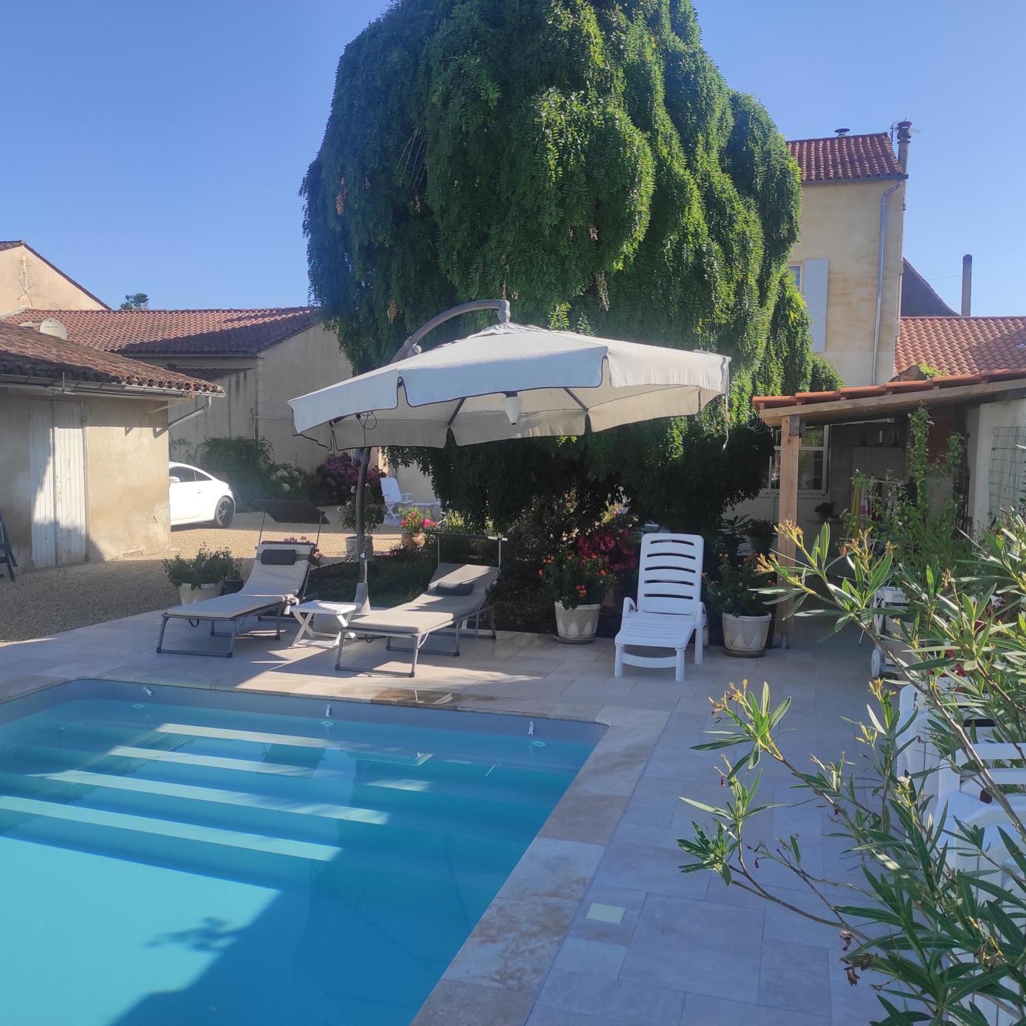 L'Acacia Bed and Breakfast Bergerac Buitenkant foto